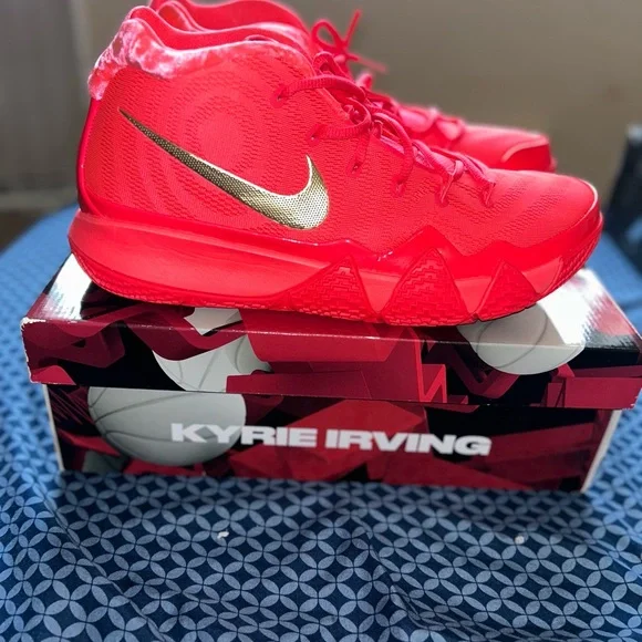 Kyrie 4 size 13